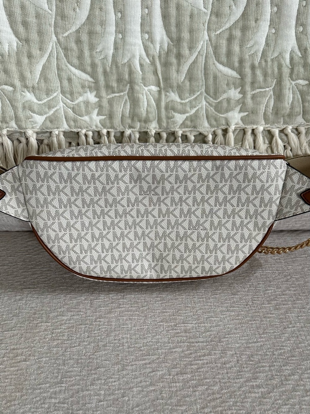 Michael Kors Cream MK Logo Belt Bag with Brown Trim and Gold Hardware - Picture 2 of 7
